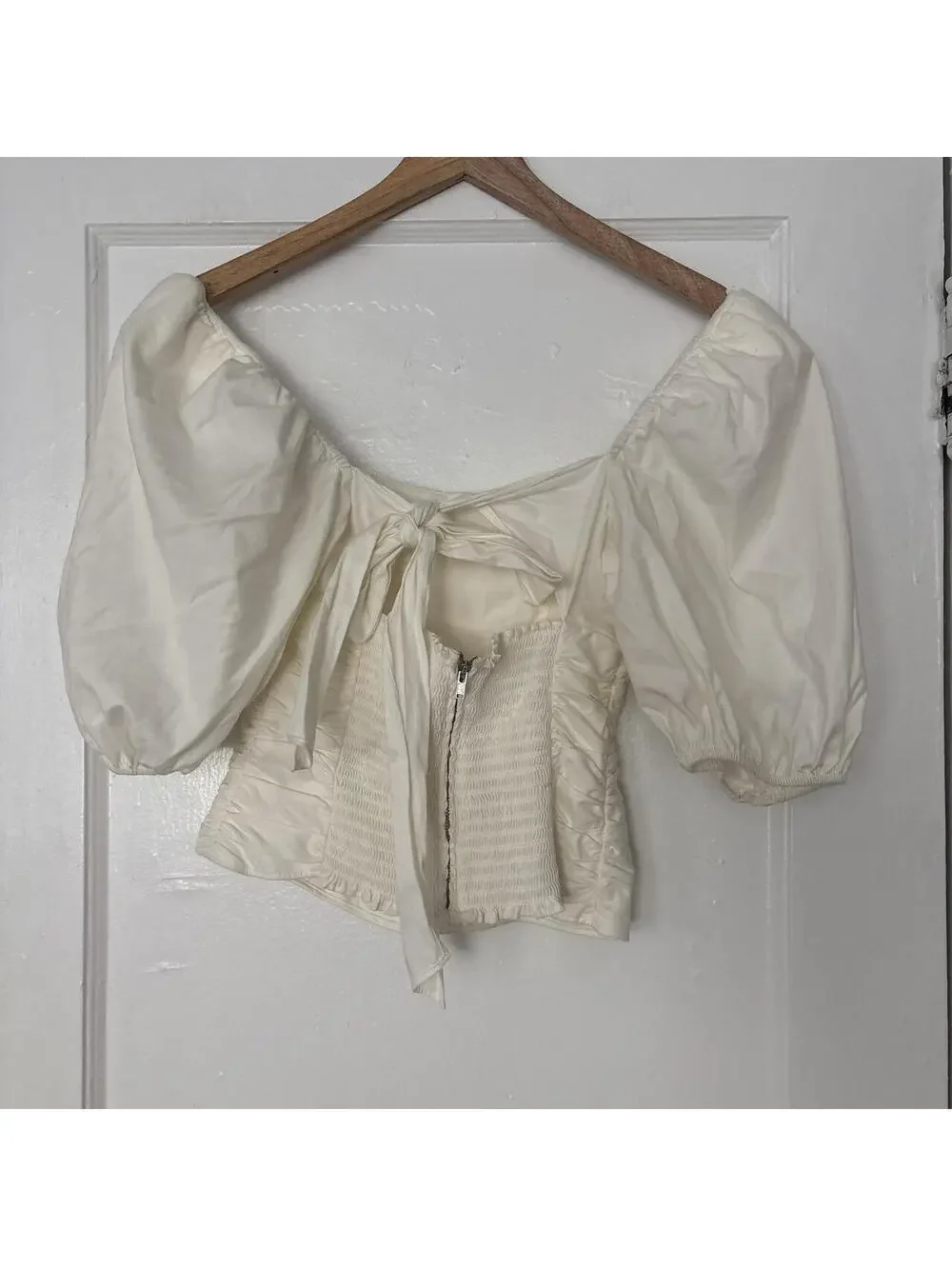 Reformation Women's White and Cream Blous